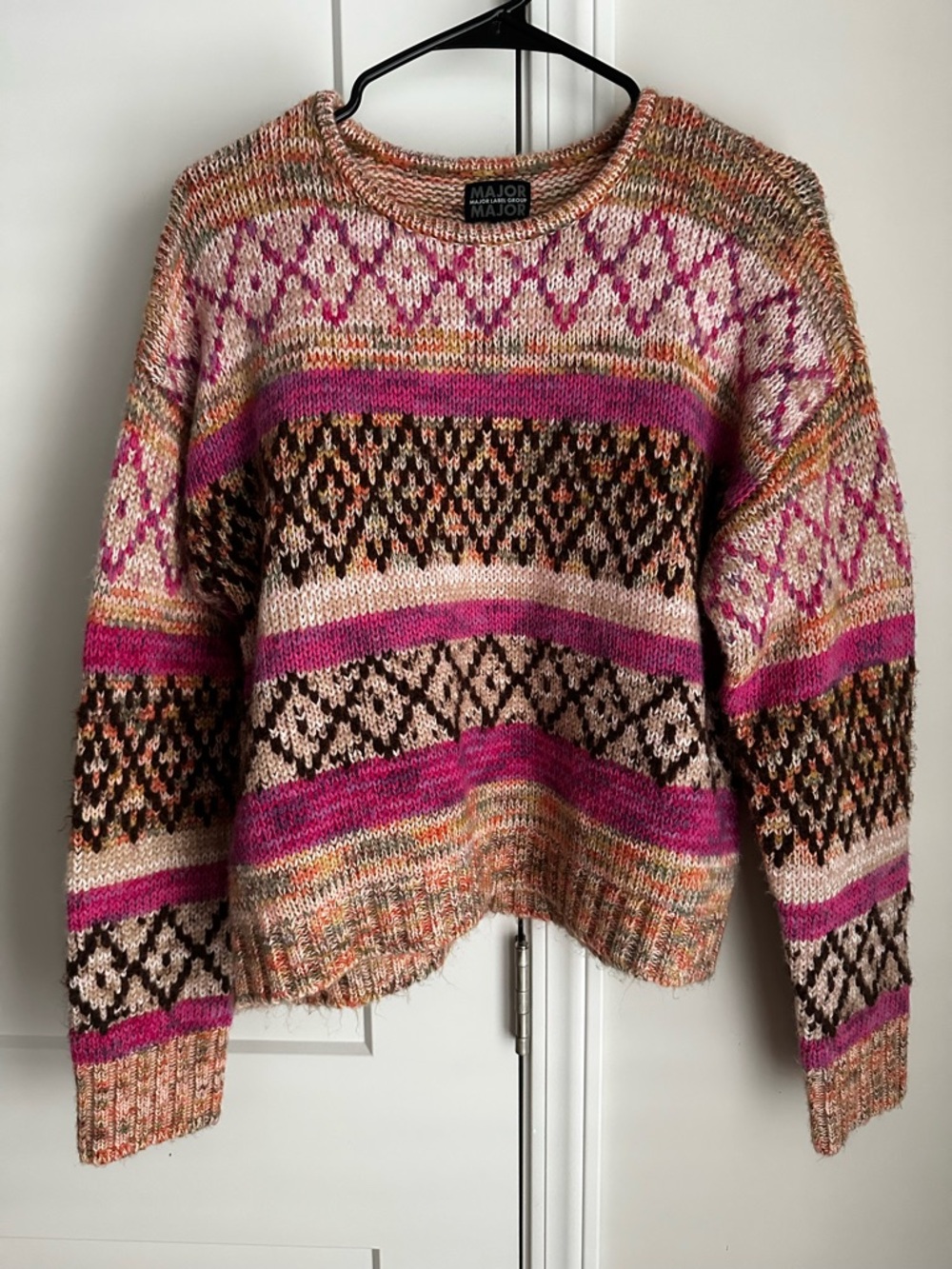 Major Label Group Pink Multicolor Patterned Sweater Size Medium